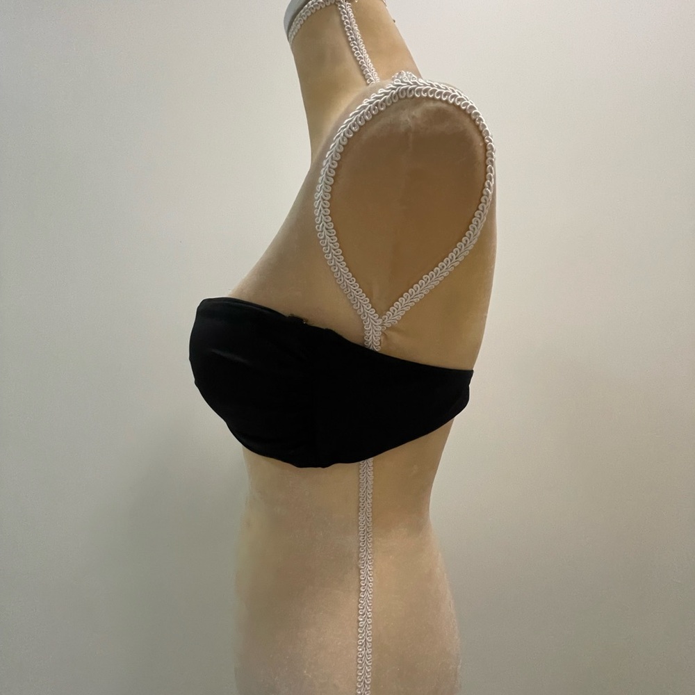 Victoria’s Secret V bikini top - Picture 4 of 8